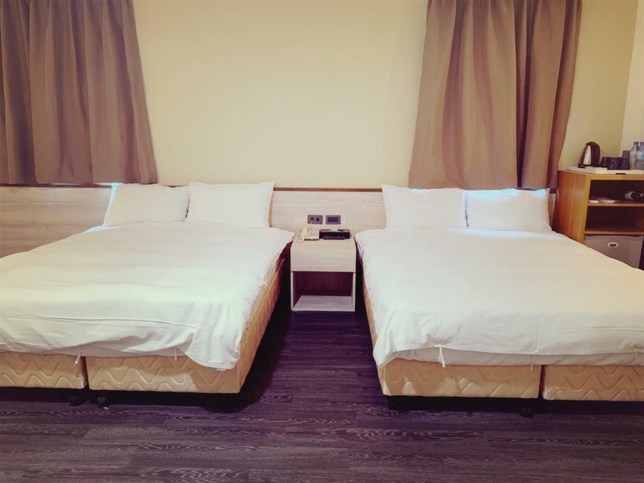 Raise Hotel Taichung Esterno foto